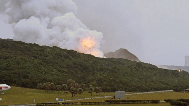 L'agence spatiale japonaise interrompt les essais du moteur de la fusée Epsilon S à la suite d'un incendie.