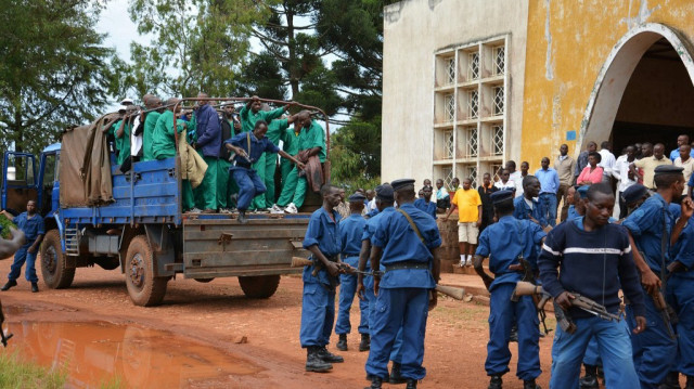 Les onze prisons du pays abritaient, fin octobre, 13.211 prisonniers pour seulement 4.100 places, dans des conditions décrites comme "inhumaines". 