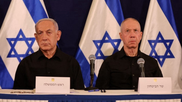 Le Premier ministre, Benjamin Netanyahu (G) et l'ancien ministre de la Défense, Yoav Gallant (D).