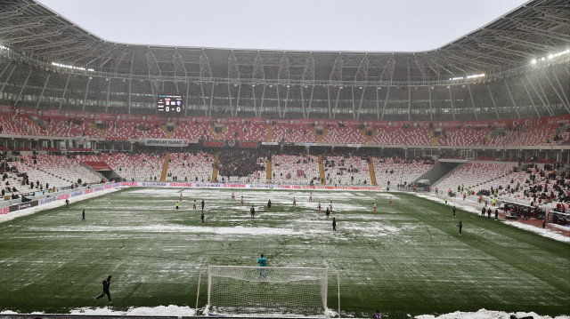 Sivasspor'da kombine fiyatlarında indirim yapıldı.