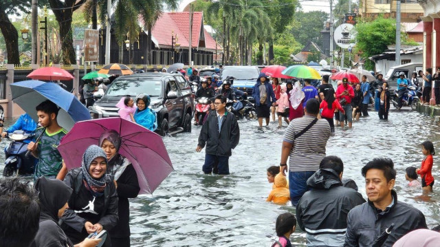 Les pluies torrentielles provoquent des dégâts massifs dans le nord de la Malaisie et le sud de la Thaïlande.