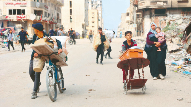 Gazze'de yerinden edilen Filistinliler