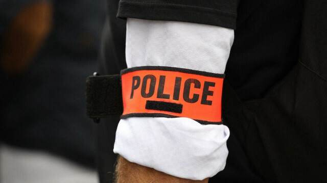 Selon une source policière, les quatre victimes - des mineurs âgés de 16 et 17 ans - ont été agressées alors qu'elles se rendaient au lycée. 