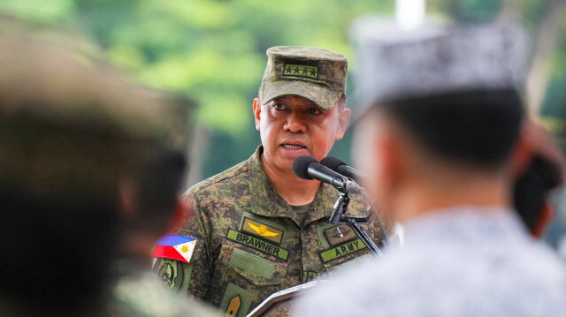 Le chef des forces armées philippines, le général Romeo S. Brawner Jr.