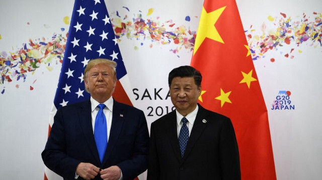 Le président chinois Xi Jinping (R) et le président américain Donald Trump assistent à leur réunion bilatérale en marge du sommet du G20 à Osaka, le 29 juin 2019.