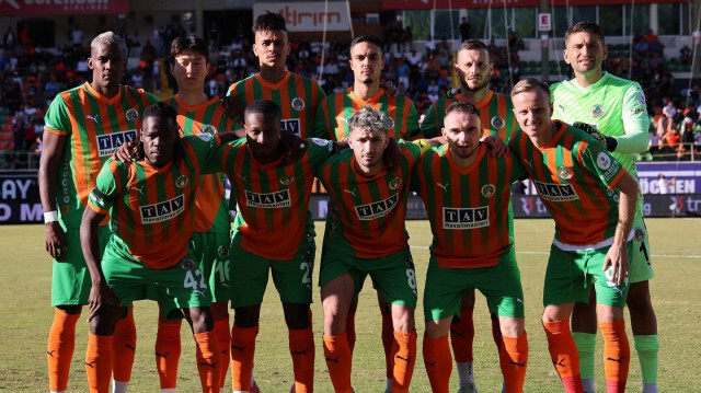 Alanyaspor ligde topladığı 10 puanla 15. sırada yer alıyor.