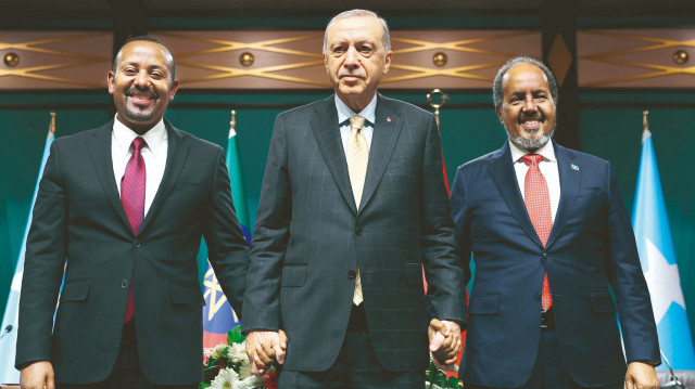Somali ve Etiyopya arasında diplomatik tansiyonu yükseltirken, iki ülkenin de yakın ilişkilere sahip olduğu Türkiye, arabuluculuk rolünü üstlendi.