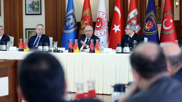 Bakan Güler, medya kuruluşlarının Ankara temsilcileriyle bir araya geldi. 