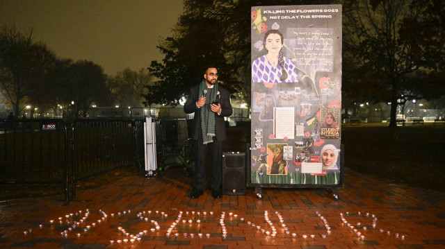 L'époux d’Ayşenur Ezgi Eygi, Hamid Ali lors du rassemblement devant la Maison Blanche au Lafayette Park en mémoir à Ayşenur Ezgi Eygi.