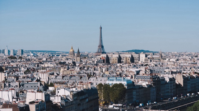 Le pouvoir d'achat demeure par ailleurs la première préoccupation des Français dans un pays qu'ils jugent massivement "en déclin", selon cette enquête annuelle.