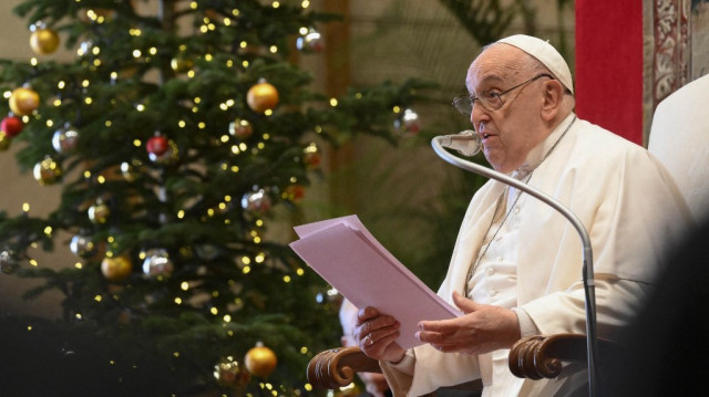 Le pape François adressant ses vœux de Noël à la Curie romaine au Vatican, le 21 décembre 2024.