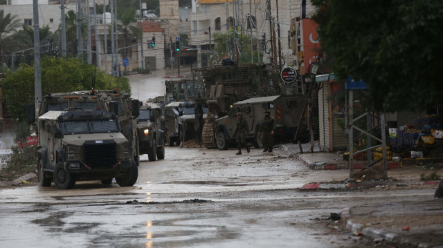 L'armée israélienne lors d'une offensive à Tulkarem, en Palestine occupée, le 24 décembre 2024.