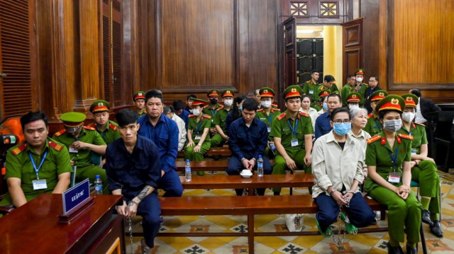 Le procès de trafiquants de drogue à l'intérieur du tribunal populaire de Ho Chi Minh Ville, le 24 décembre 2024.