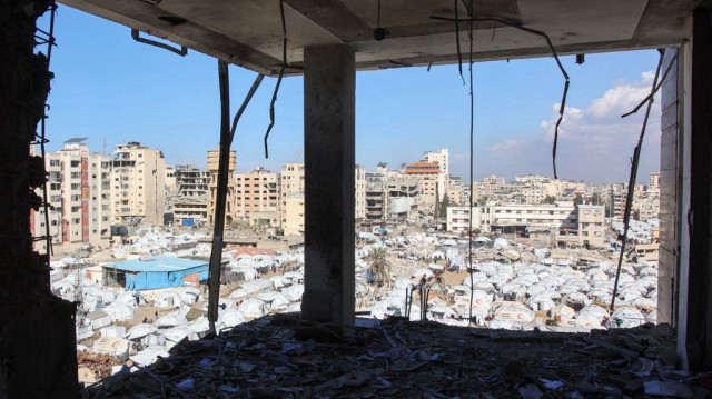 Cette photo montre des tentes abritant des Palestiniens déplacés dans la ville de Gaza le 29 décembre 2024.