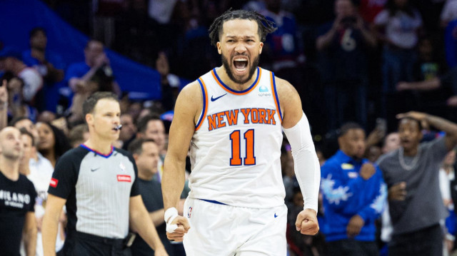 Jalen Brunson attığı 55 sayının yanı sıra 9 da asist kaydetti.