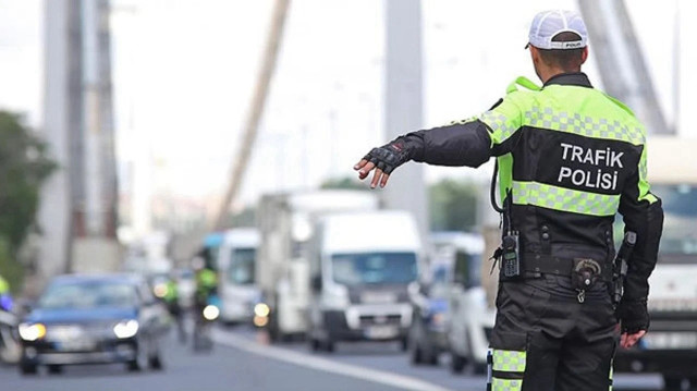 2025'te uygulanacak YDO oranının 43,93 olarak resmiyet kazanmasıyla trafik ceza tutarları da belli oldu.