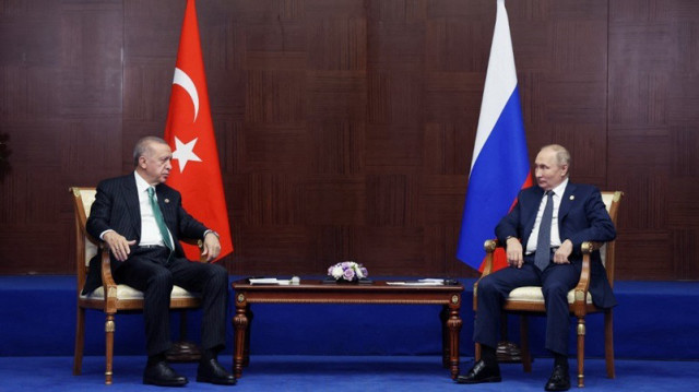 Le Président turc, Recep Tayyip Erdogan (G) et le Président russe, Vladimir Poutine (D).