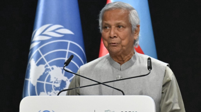 Le dirigeant intérimaire du Bangladesh, Muhammad Yunus, prononce un discours lors de la Conférence des Nations Unies sur le changement climatique (COP29) à Bakou, le 13 novembre 2024.