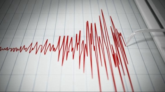 Bölgede dün 4.6 büyüklüğünde deprem meydana gelmişti.