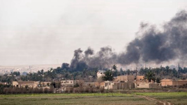 Le PKK/YPG a pris le contrôle de plusieurs villages à Deir ez-Zor, abandonnés par l'armée syrienne sous pression des groupes armés opposés au régime, dans une région stratégique située à la frontière irakienne, le 06 décembre 2024.