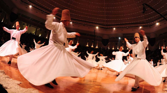 Her iki sergiyi de gelen ziyaretçiler 17 Aralık’a kadar ücretsiz olarak gezebilecek.