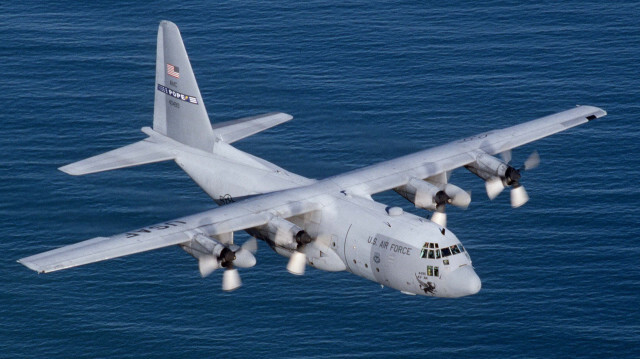 Авиалайнер Lockheed Martin C-130H, который США безвозмездно передают Греции