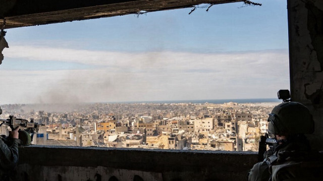 Cette photo diffusée par l'armée israélienne montre des troupes israéliennes opérant dans la bande de Gaza, le 9 février 2024.