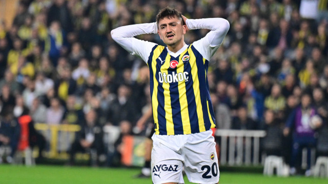Fenerbahçe sahasında puan bıraktı.