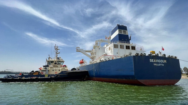 Le pétrolier SEAVIGOUR, qui se rendait de Russie en Chine est tombé en panne dans le canal de Suez.