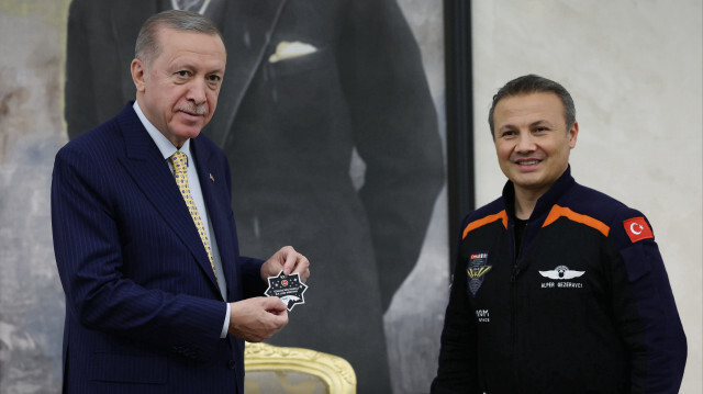 Cumhurbaşkanı Erdoğan, Türkiye'nin ilk astronotu Gezeravcı'yı kabul etti
