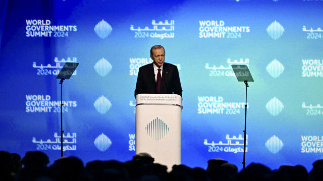 Le président turc Recep Tayyip Erdogan s'exprime lors du Sommet mondial des gouvernements à Dubaï, Émirats arabes unis, le 12 février 2024.