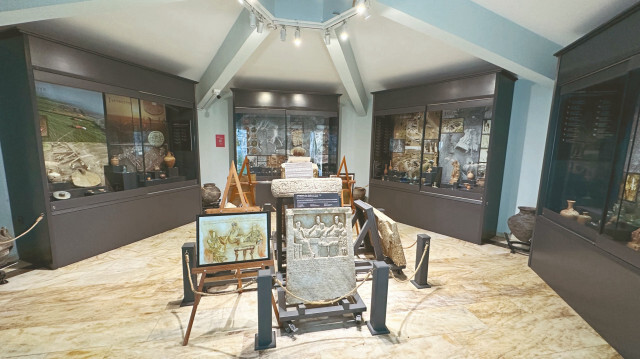 Müze deposundaki eserler bölgenin kültürel mirasının zenginliğini gözler önüne seriyor.