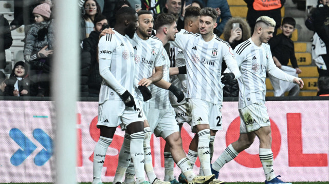 Beşiktaş üç puanı iki golle aldı.