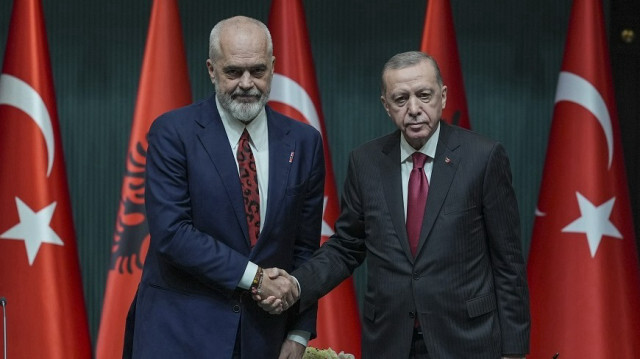 Turkish President Recep Tayyip Erdogan (R) and Albanian Prime Minister Edi Rama (L) 