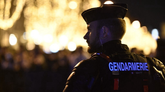 La gendarmerie a retrouvé 930.000 photos et vidéos pédopornographiques.