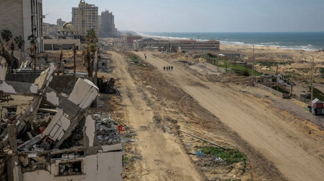 Une vue de la destruction de la zone côtière du quartier de Rimal après le retrait de l'armée israélienne dans la ville de Gaza, le 20 février 2024.