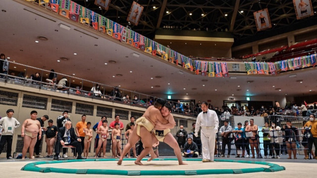 La 14e Coupe Hakuho, une compétition pour les jeunes lutteurs de sumo de l'école primaire et du collège nommée d'après le lutteur "yokozuna" né en Mongolie à la retraite Hakuho, à l'arène Kokugikan dans la région de Ryogoku à Tokyo.