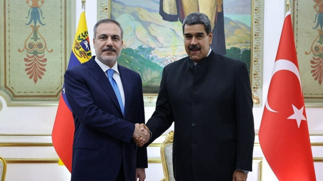 Turkish Foreign Minister Hakan Fidan (L) and President of Venezuela Nicolas Maduro (R) at Miraflores Palace in Caracas, Venezuela on February 24, 2024.