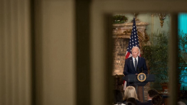 Le président américain Joe Biden s'exprime lors d'une conférence de presse au domaine de Filoli, le 15 novembre 2023 à Woodside, en Californie.