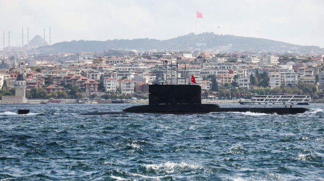 Preveze ve GÜR denizaltıların yerli ve milli sistemlerle modernize ediliyor.
