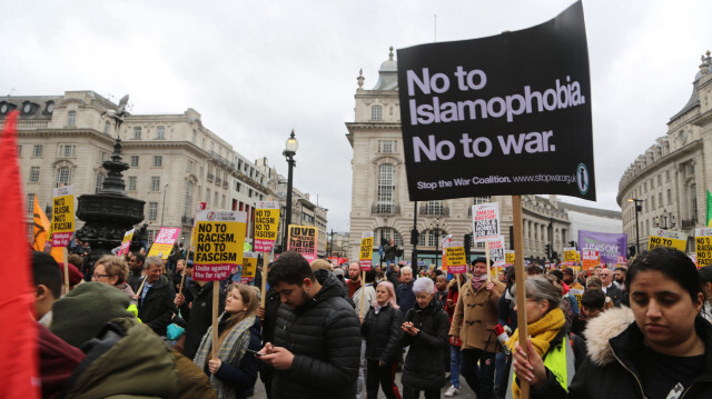 Manifestation contre l'islamophobie, l'antisémitisme et le racisme à Londres, le 16 mars 2019, suite aux attentats de Christchurch en Nouvelle-Zélande.