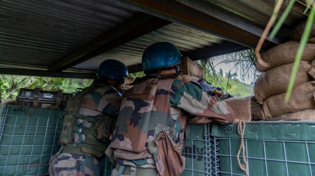Des soldats de la Monusco font une démonstration de l'installation lors d'un exercice de formation sur le terrain à Sake, une ville située à environ 30 km de Goma, dans l'est de la RDC, le 6 novembre 2023. 