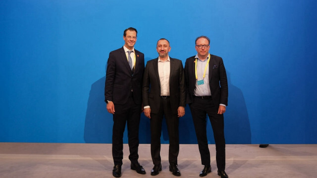 Nokia Mobil Şebekeler Avrupa Başkanı Rolf Werner - Türk Telekom CEO’su Ümit Önal 