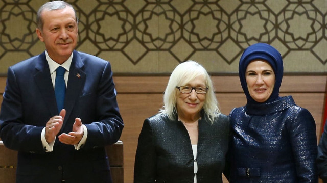 Cumhurbaşkanı Recep Tayyip Erdoğan, Alev Alatlı, Emine Erdoğan.
