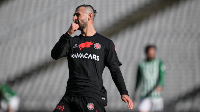 Serdar Dursun, bu sezon Süper Lig'de 22 maça çıktı ve 3 gol attı.
