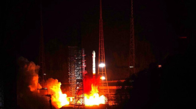 La Chine annonce avoir lancé avec succès son premier satellite internet, le 1er mars 2024.