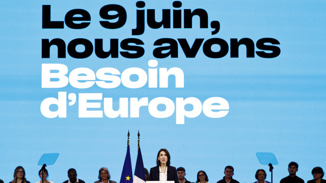 La députée française au Parlement européen et tête de liste du groupe Renew (Renaissance) Valérie Hayer prononçant un discours lors du lancement de la campagne politique du parti Renew Europe pour les prochaines élections européennes, à Lille, dans le nord de la France, le 9 mars 2024.
