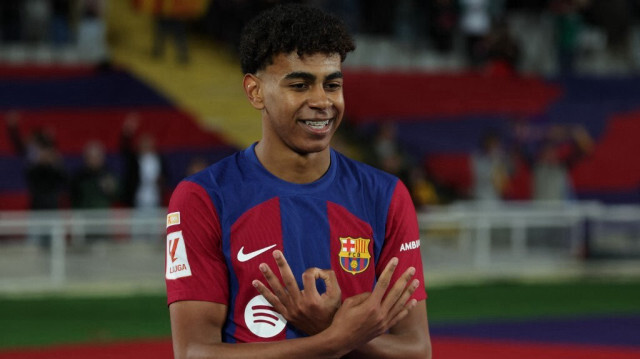 L'attaquant du FC Barcelone, Lamine Yamal, lors du match de football entre son équipe et le RCD Majorque, à l'Estadi Olimpic Lluis Companys de Barcelone, le 8 mars 2024.