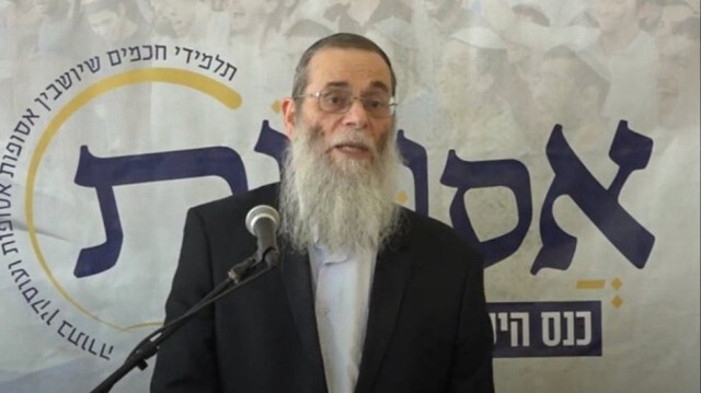 Le rabbin, Eliyahu Mali.