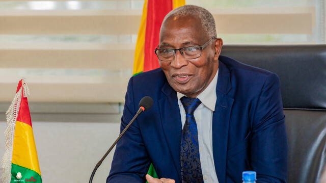 Le Premier ministre de la Guinée, Amadou Oury Bah, a reçu en audience la Commission Technique chargée du suivi et de la mise en œuvre des recommandations des Assises Nationales le 7 mars 2024 à Conakry.